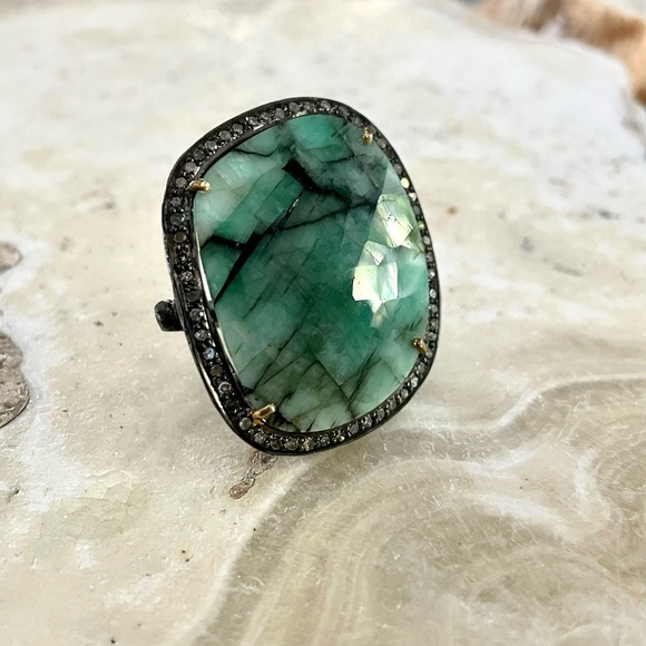 Emerald Diamond Statement Ring - Picture 2 of 13